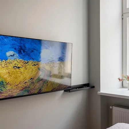 아파트 Historical House